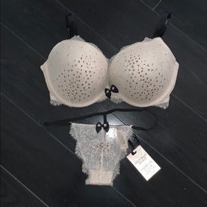 Victoria Secret Fashion Show London 2014